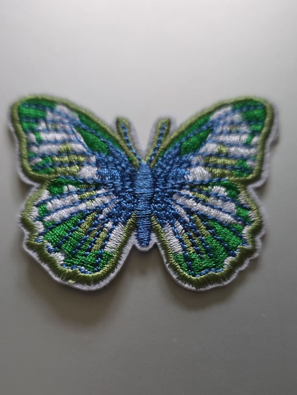 BUTTERFLY IRON ON